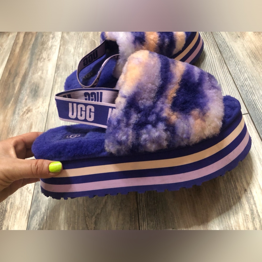 UGG 🍑Midnight DiscoPlush Platform Slides in Purple and Peach Tie-Dye Platform - Picture 7 of 9